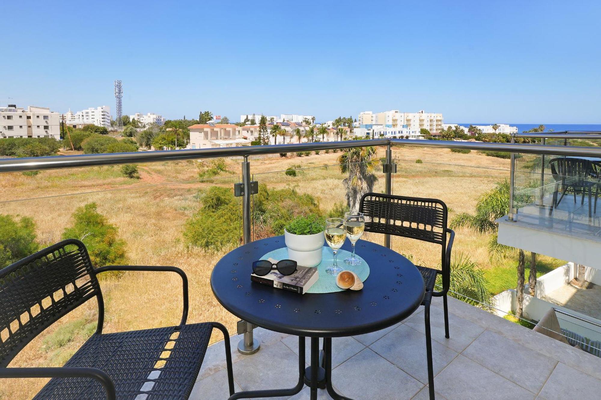 Victoria Apartment *